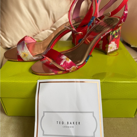 Ted Baker Rozie block heel sandal - Picture 2 of 13